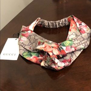 Gucci headband